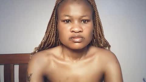 queenivy online show from 02-01-26, 04:05