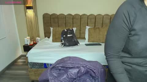 R A C H E L online show from 10-10-25, 11:53