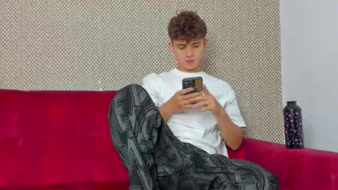 MATIAS-18   THIAHO -18  MAX-19  NICOKALY-19  CAIN-19   MOD ESTEBAN online show from 02-11-26, 02:00