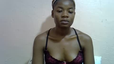 sexyshaz22 online show from 05-12-26, 09:01