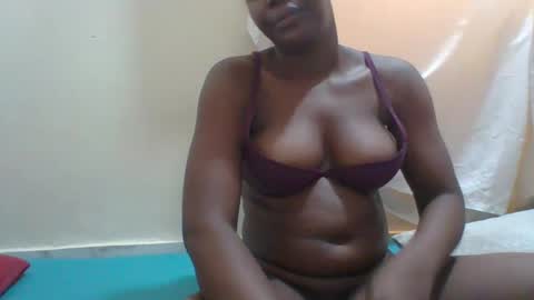 Snapshot of sexysleeky chatting on 03-07-25, 04:46 PAULINE online show from 03-07-25, 04:46