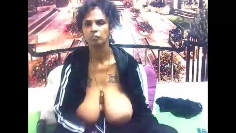 Snapshot of sexyva4u2luv chatting on 02-15-25, 09:16 sexyva4u2luv online show from 02-15-25, 09:16