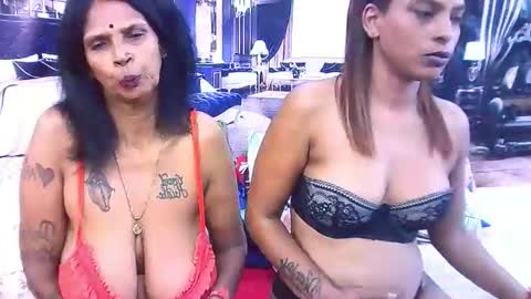 Snapshot of sexyva4u2luv chatting on 02-10-26, 07:40 sexyva4u2luv online show from 02-10-26, 07:40