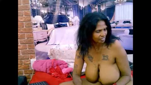 Snapshot of sexyva4u2luv chatting on 03-08-26, 12:08 sexyva4u2luv online show from 03-08-26, 12:08