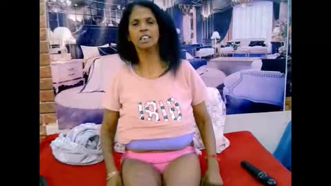 Snapshot of sexyva4u2luv chatting on 03-10-26, 06:18 sexyva4u2luv online show from 03-10-26, 06:18