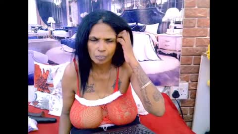sexyva4u2luv online show from 06-24-26, 06:51