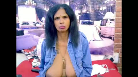 sexyva4u2luv online show from 06-30-26, 11:39