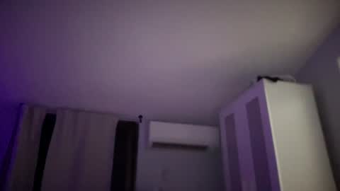 Snapshot of sexyvalerynsx chatting on 06-13-26, 01:03 Valsexxx91 online show from 06-13-26, 01:03