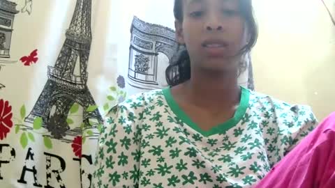 Snapshot of sexyvalie chatting on 12-11-24, 12:02 Sexyvalie online show from 12-11-24, 12:02