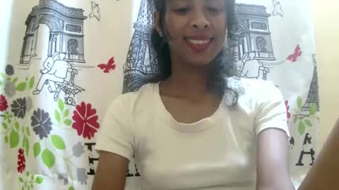 Snapshot of sexyvalie chatting on 12-12-24, 07:26 Sexyvalie online show from 12-12-24, 07:26