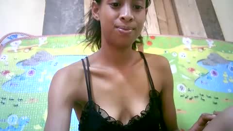 Snapshot of sexyvalie chatting on 12-26-24, 07:56 Sexyvalie online show from 12-26-24, 07:56