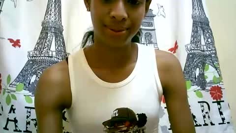 Snapshot of sexyvalie chatting on 01-03-25, 05:28 Sexyvalie online show from 01-03-25, 05:28