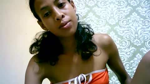 Snapshot of sexyvalie chatting on 02-09-25, 06:58 Sexyvalie online show from 02-09-25, 06:58