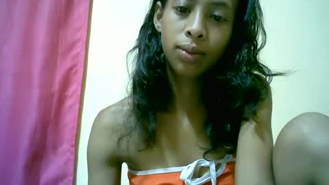 Snapshot of sexyvalie chatting on 02-14-25, 05:57 Sexyvalie online show from 02-14-25, 05:57