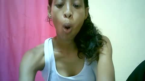 Snapshot of sexyvalie chatting on 02-21-25, 06:29 Sexyvalie online show from 02-21-25, 06:29