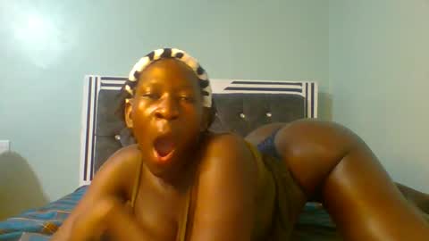 VIVIAN online show from 02-01-25, 08:08