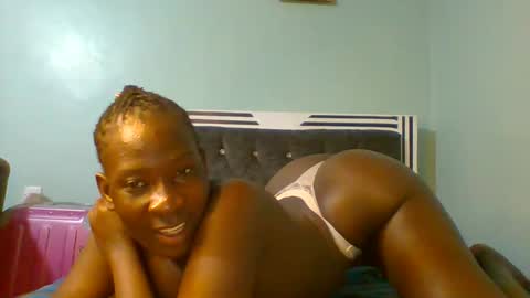 VIVIAN online show from 02-19-25, 08:33