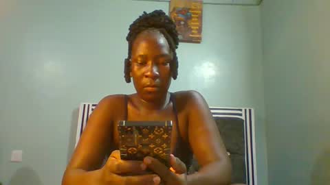 VIVIAN online show from 03-02-25, 09:22