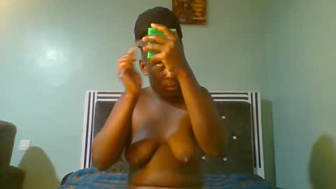 VIVIAN online show from 03-05-25, 06:33