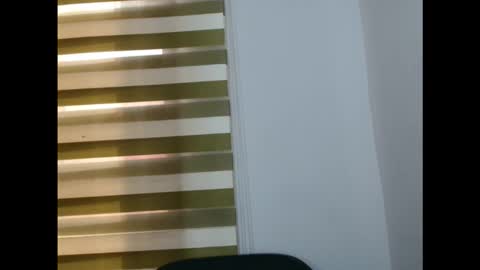 Blue online show from 11-22-25, 08:35