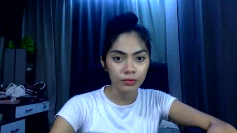 Snapshot of sexyxenaaa chatting on 01-18-26, 04:33 Xenaaa online show from 01-18-26, 04:33