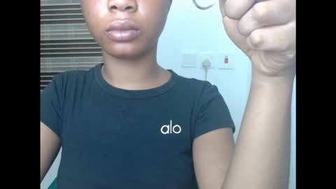 sexyxpeach online show from 02-14-26, 01:24