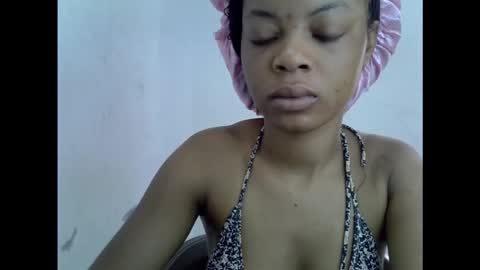 Snapshot of sexyxpeach chatting on 03-27-26, 09:53 sexyxpeach online show from 03-27-26, 09:53