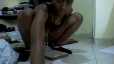 Snapshot of sexyy_tiny chatting on 12-27-24, 11:17 Mel online show from 12-27-24, 11:17