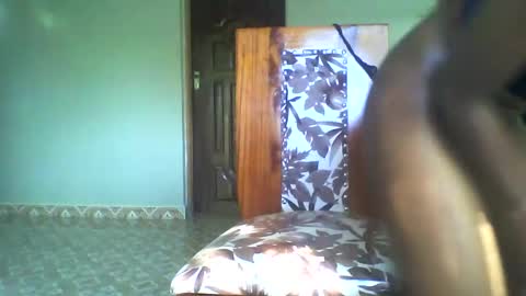 Snapshot of sexyy_tiny chatting on 02-09-25, 01:25 Mel online show from 02-09-25, 01:25