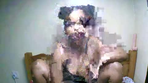 sexyyred_ online show from 05-13-26, 11:51