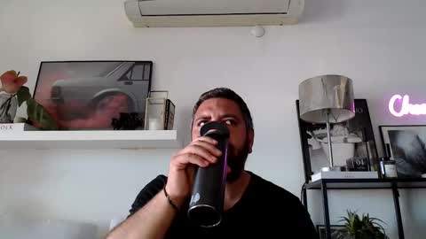 Snapshot of sexyyturkk chatting on 10-12-25, 08:13 Arda online show from 10-12-25, 08:13