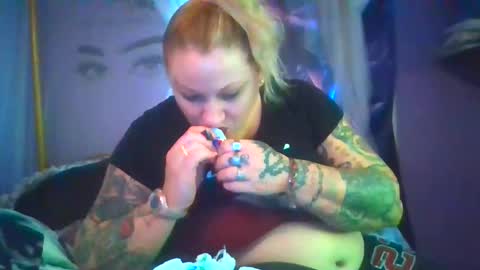 SexyZannaRose69 online show from 10-21-25, 09:26