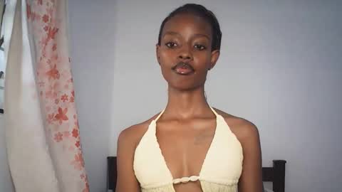 sexyzuriel online show from 02-16-26, 04:41