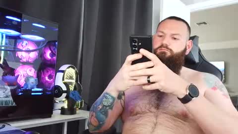 Snapshot of sflmarriedguy chatting on 04-26-26, 05:54 SouthFloridaStr8guy online show from 04-26-26, 05:54