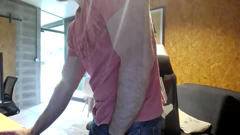 Snapshot of shad0w_hunter chatting on 03-10-26, 01:16 shad0w_hunter online show from 03-10-26, 01:16