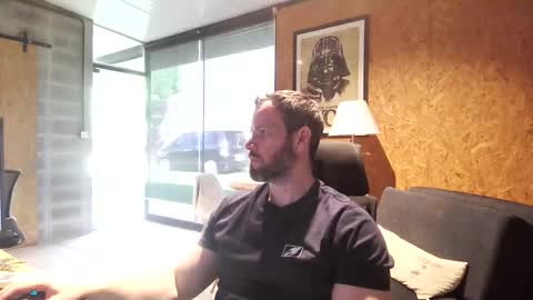 Snapshot of shad0w_hunter chatting on 03-23-26, 12:31 shad0w_hunter online show from 03-23-26, 12:31