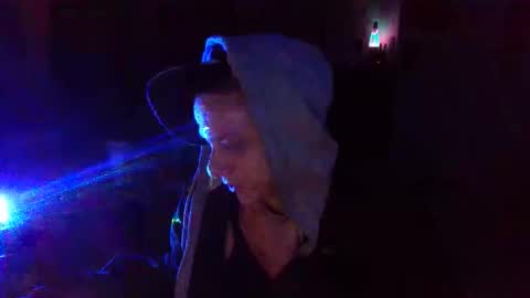 shades455 online show from 05-20-26, 07:25