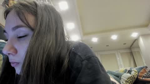 shadow_raffi online show from 12-17-24, 01:29