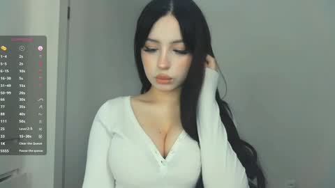 Snapshot of shaecatalina chatting on 06-05-26, 08:20 shaecatalina online show from 06-05-26, 08:20