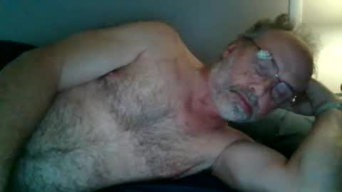 shakeyman889 online show from 03-27-26, 05:24