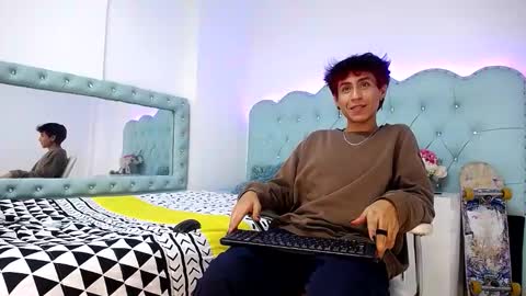 Snapshot of shakosk8 chatting on 02-21-26, 03:40 Shako online show from 02-21-26, 03:40