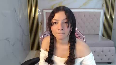 Snapshot of shalon_diaz_sub chatting on 12-10-24, 04:27 Shalon online show from 12-10-24, 04:27