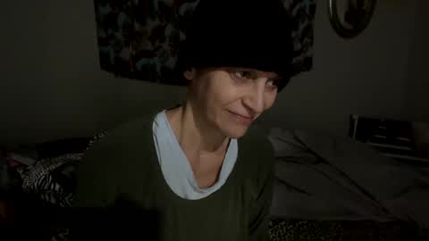 Snapshot of shamanwoman chatting on 12-04-24, 12:36 Shaman Woman online show from 12-04-24, 12:36