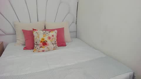 Shamara Thomson online show from 10-17-25, 10:45