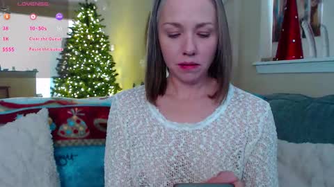 Shalynn online show from 12-01-25, 05:18