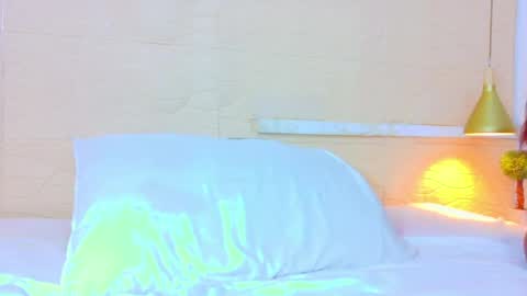 Snapshot of shamira_moore chatting on 04-18-26, 07:58 Catalina online show from 04-18-26, 07:58