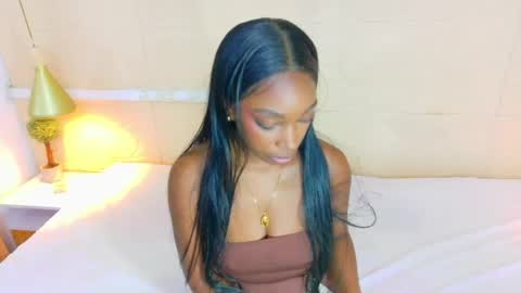 Snapshot of shamira_moore chatting on 05-16-26, 07:23 Catalina online show from 05-16-26, 07:23
