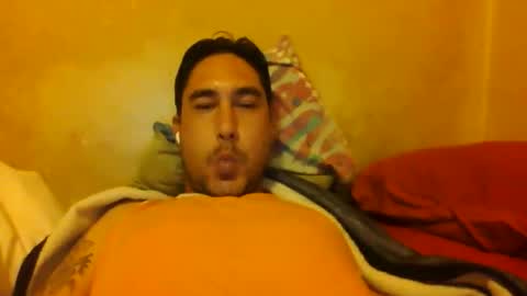 Snapshot of shanan2018 chatting on 12-14-25, 02:33 shanan2018 online show from 12-14-25, 02:33