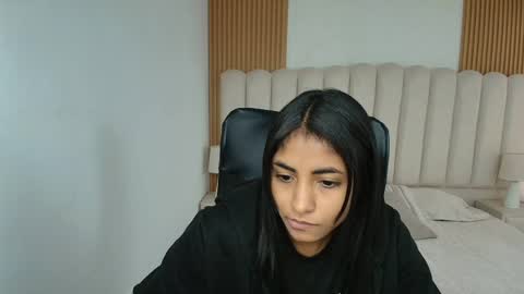 shanelle online show from 05-04-26, 12:01