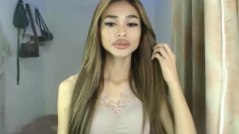 Snapshot of shanegreents chatting on 10-12-25, 12:31 bini aiah online show from 10-12-25, 12:31